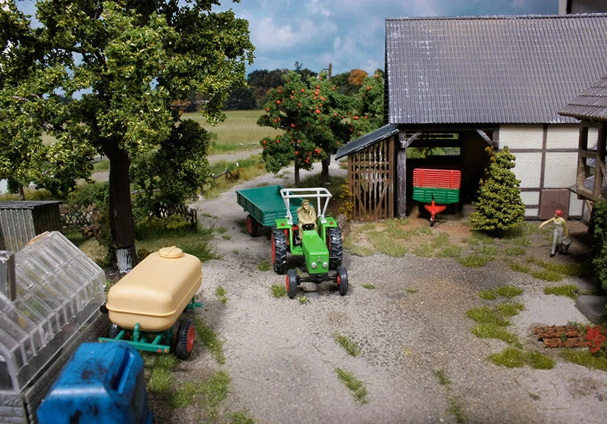 Bauernhaus in wildromantischer Umgebung – Modellbahn-Diorama, Ansicht 14