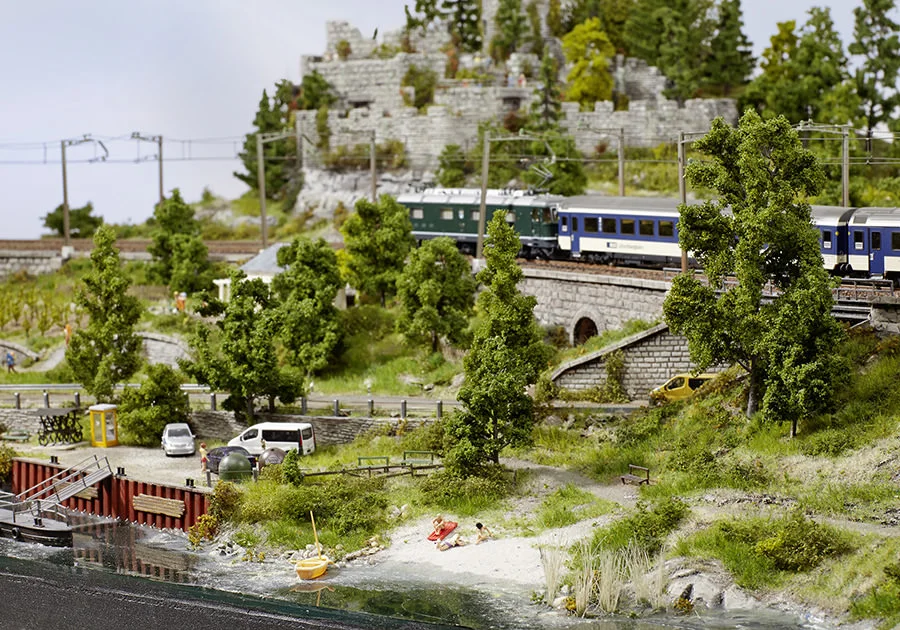 Romantische Burgruine – Modellbahn-Diorama, Ansicht 16